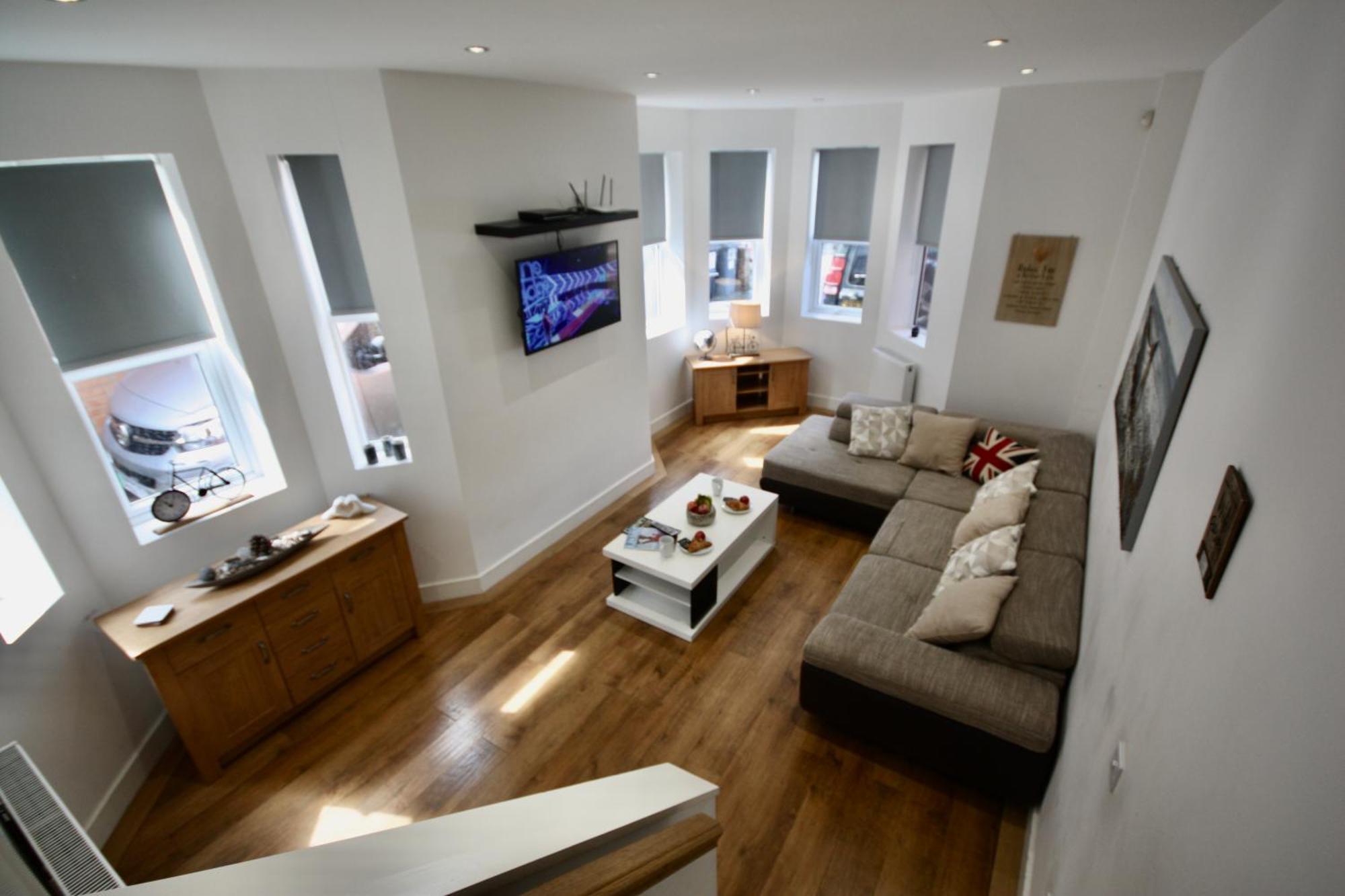 Holiday Home Hot Tub & Sauna Bournemouth Esterno foto