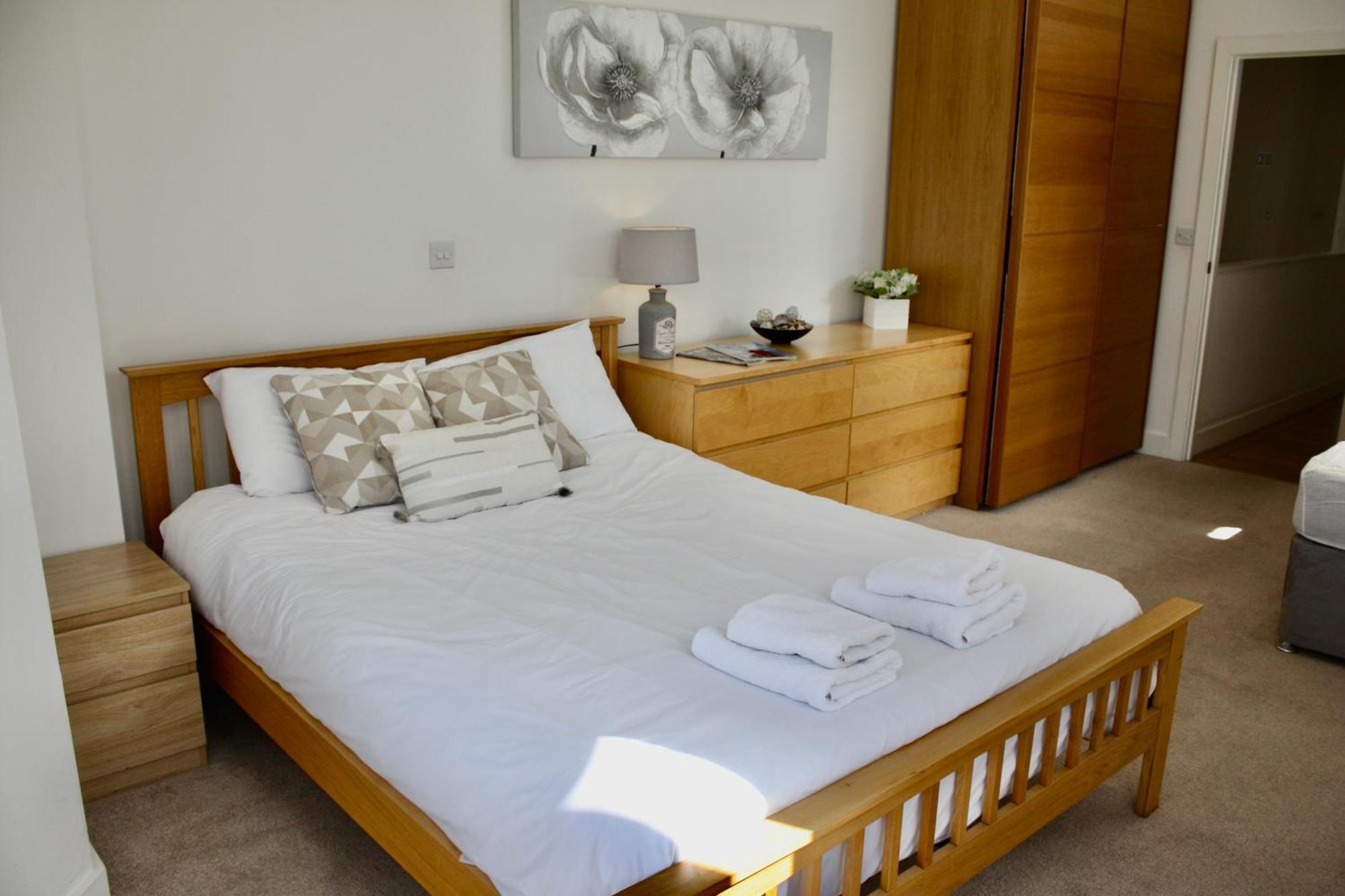 Holiday Home Hot Tub & Sauna Bournemouth Esterno foto